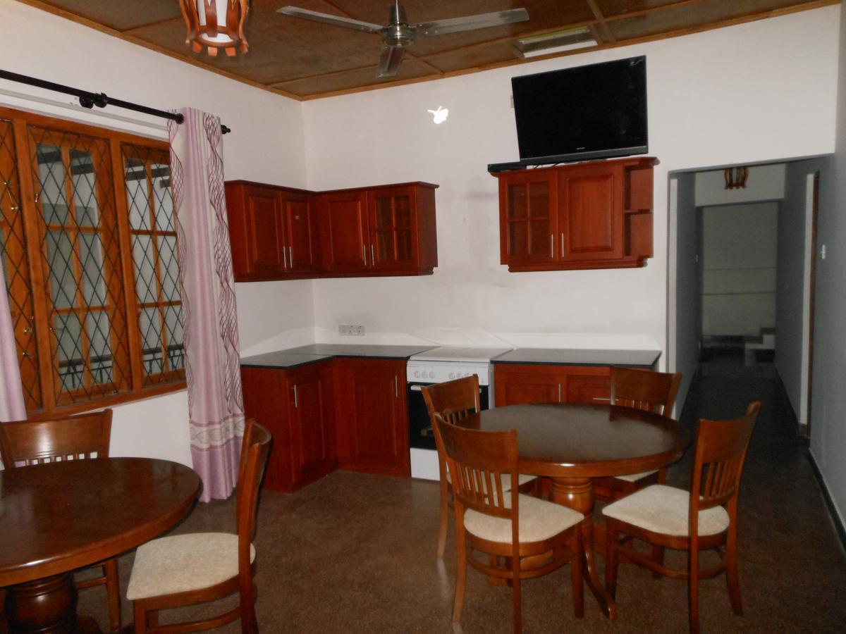 Lavender Hills Home Stay Kandy Esterno foto