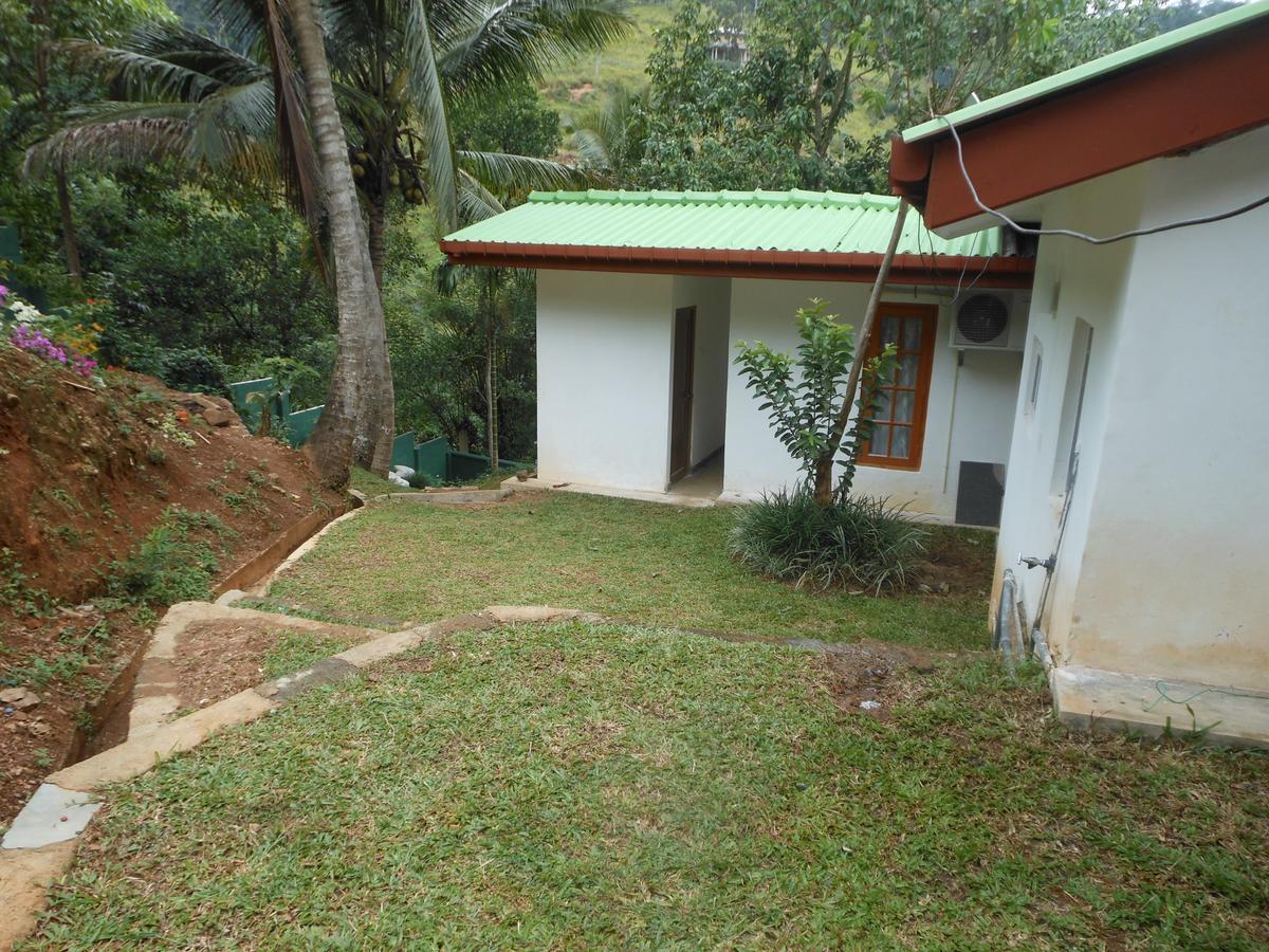 Lavender Hills Home Stay Kandy Esterno foto
