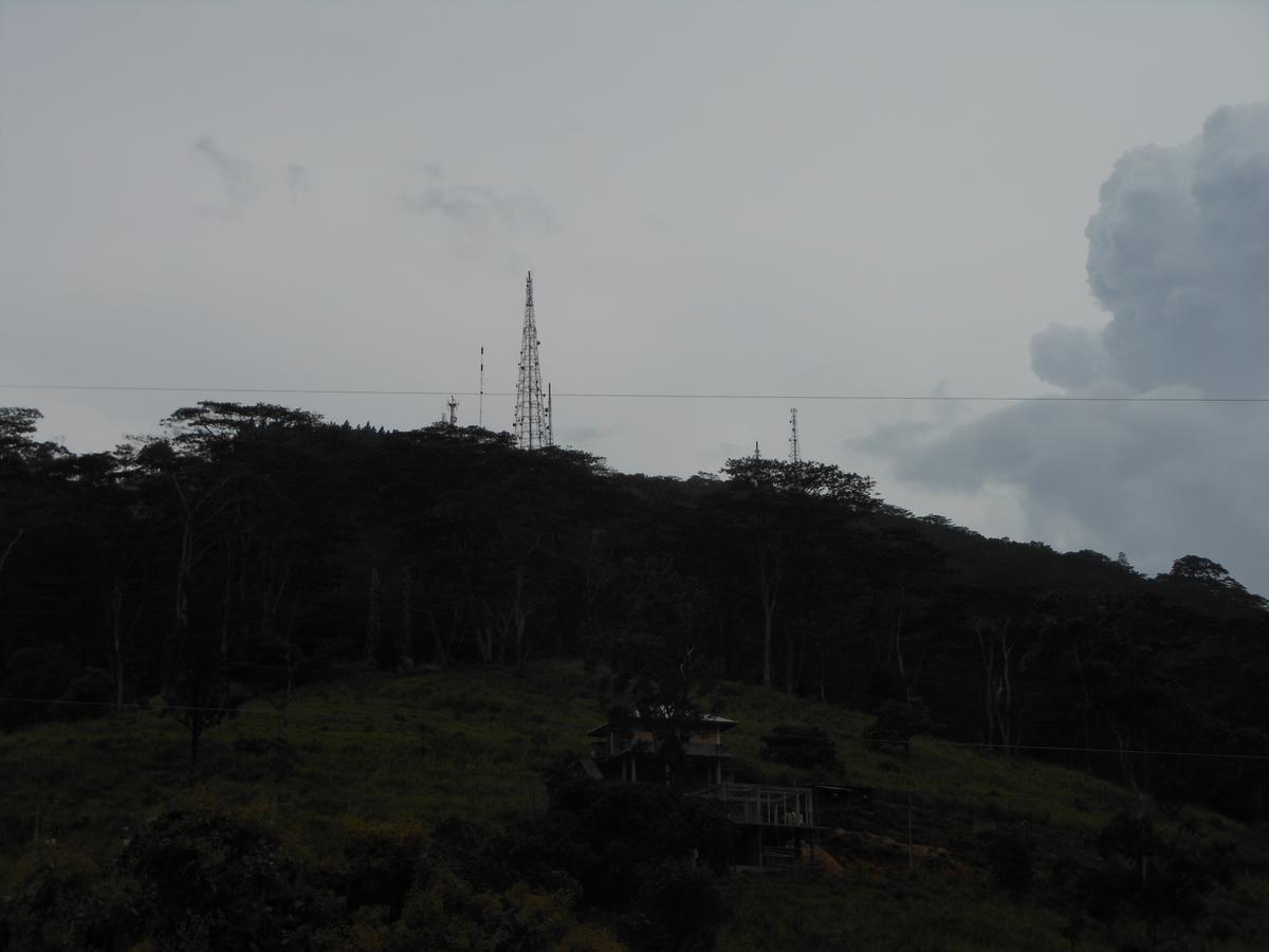 Lavender Hills Home Stay Kandy Esterno foto