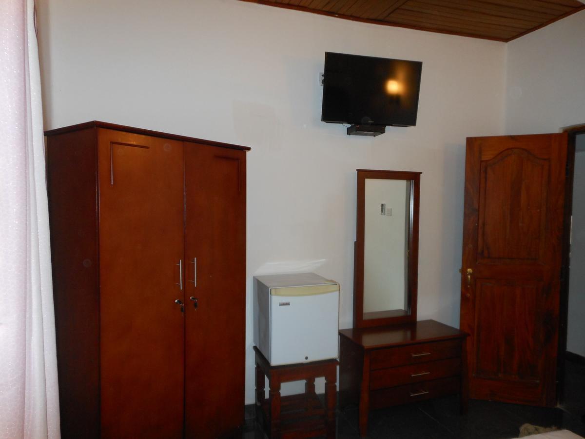 Lavender Hills Home Stay Kandy Esterno foto