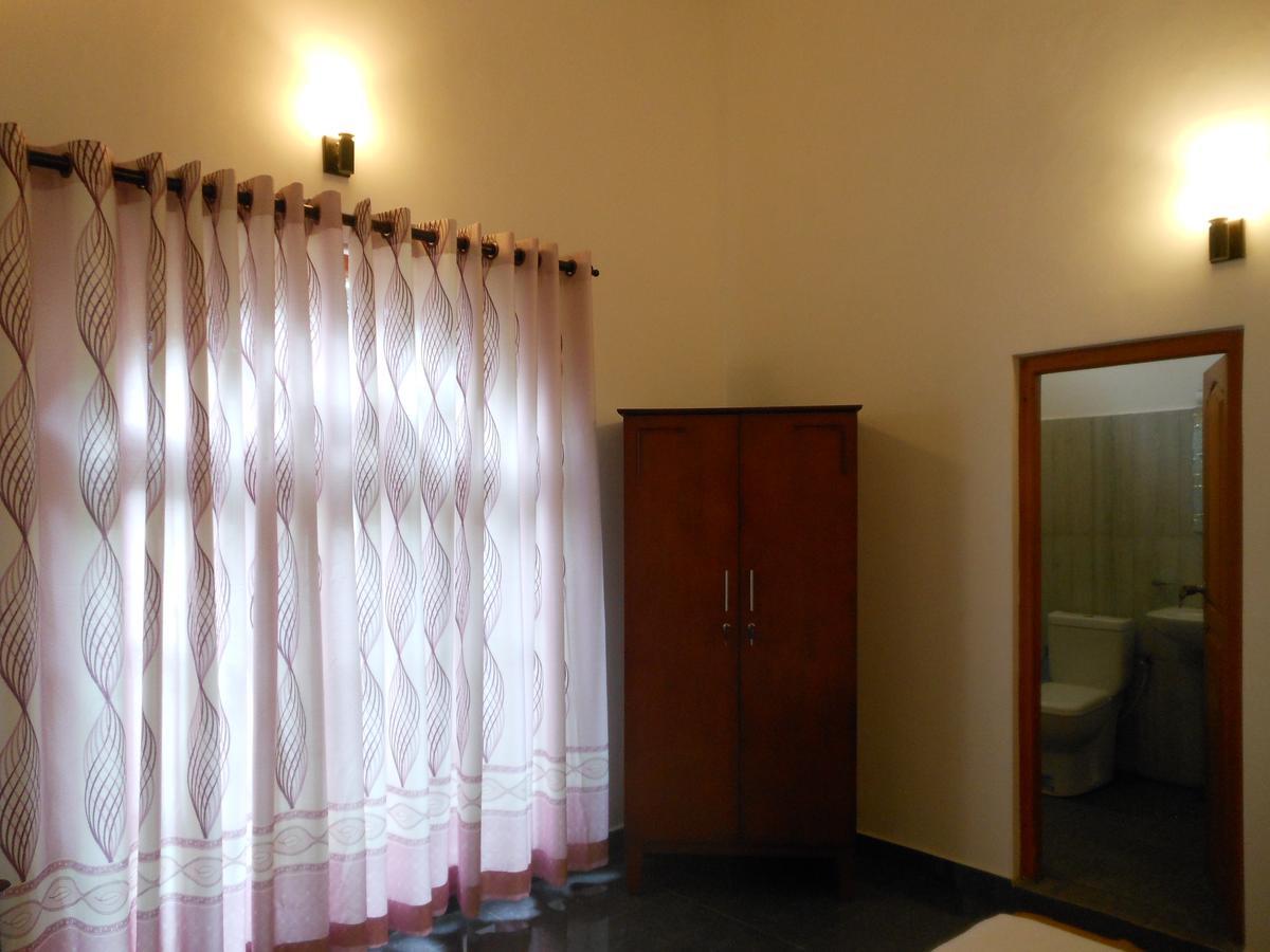 Lavender Hills Home Stay Kandy Esterno foto